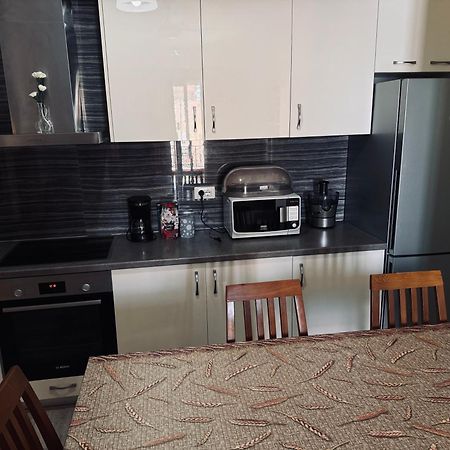 Family Apartments ซารานเดอ ภายนอก รูปภาพ