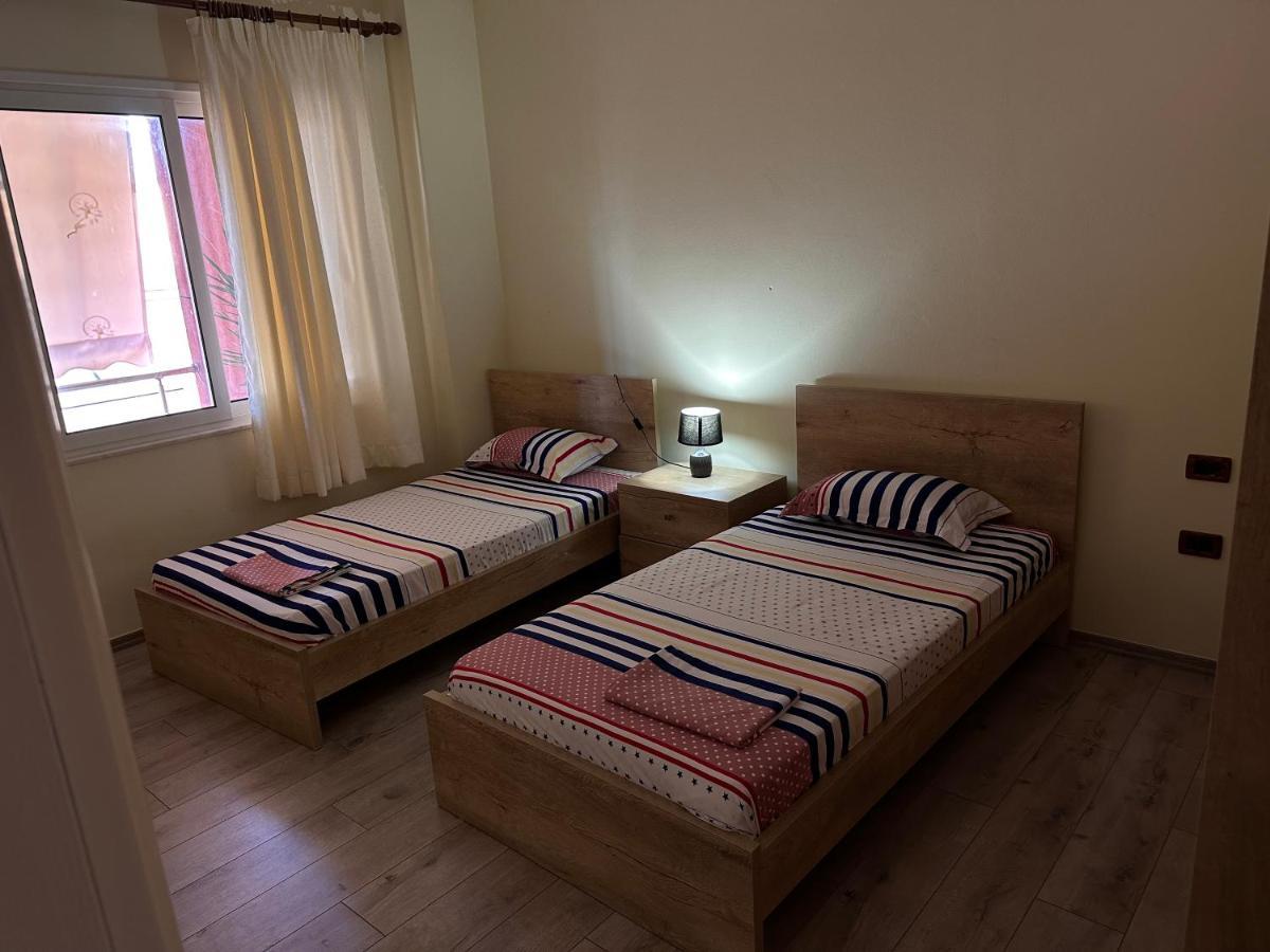 Family Apartments ซารานเดอ ภายนอก รูปภาพ